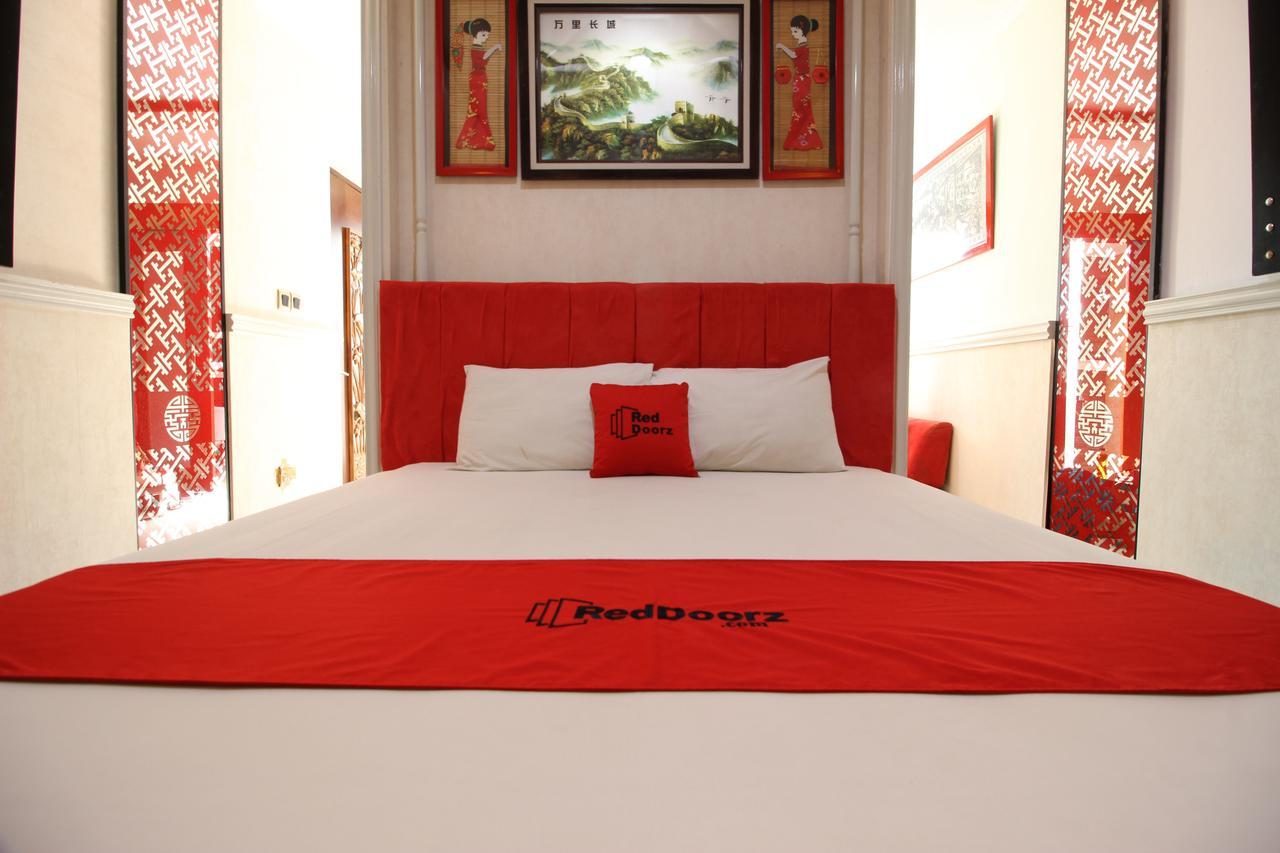 Reddoorz Plus Near Tugu Jogja 2 Джокякарта Екстериор снимка